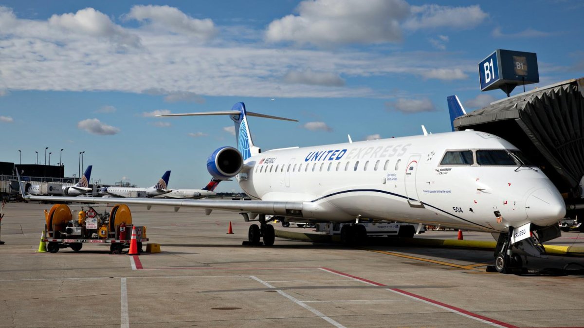 CRJ 550