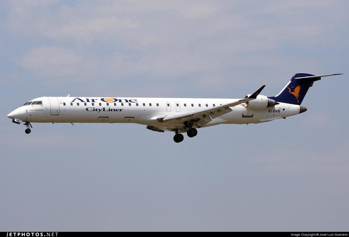 Mitsubishi CRJ-900