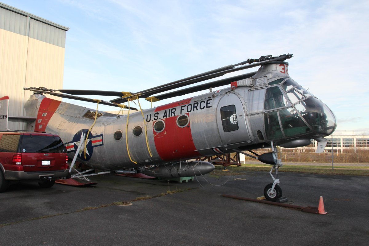 Piasecki Ch-21 workhorse(Shawnee)