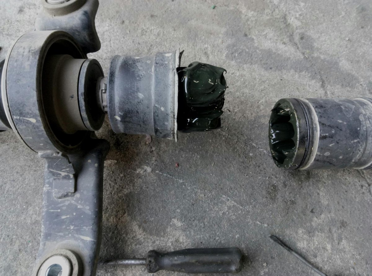 Пыльник карданного вала Митсубиси Аутлендер