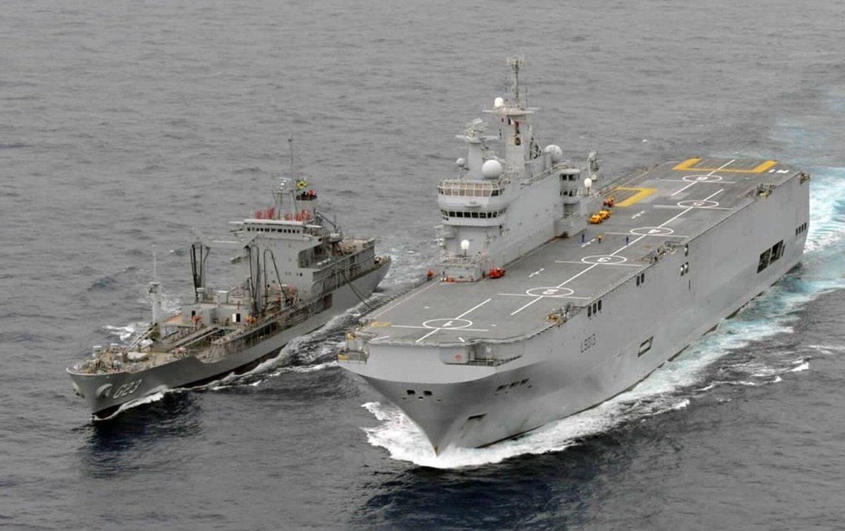 Мистраль вертолетоносец