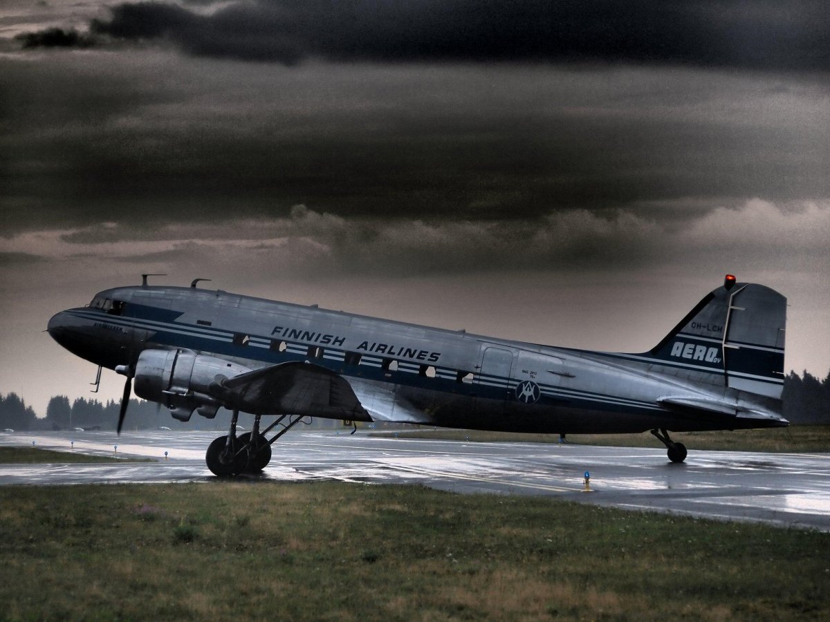 Douglas DC-3 Dakota