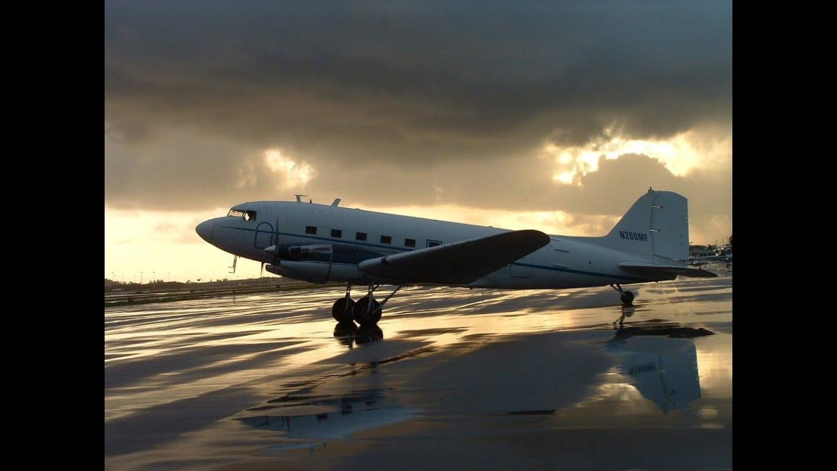 Дуглас самолет