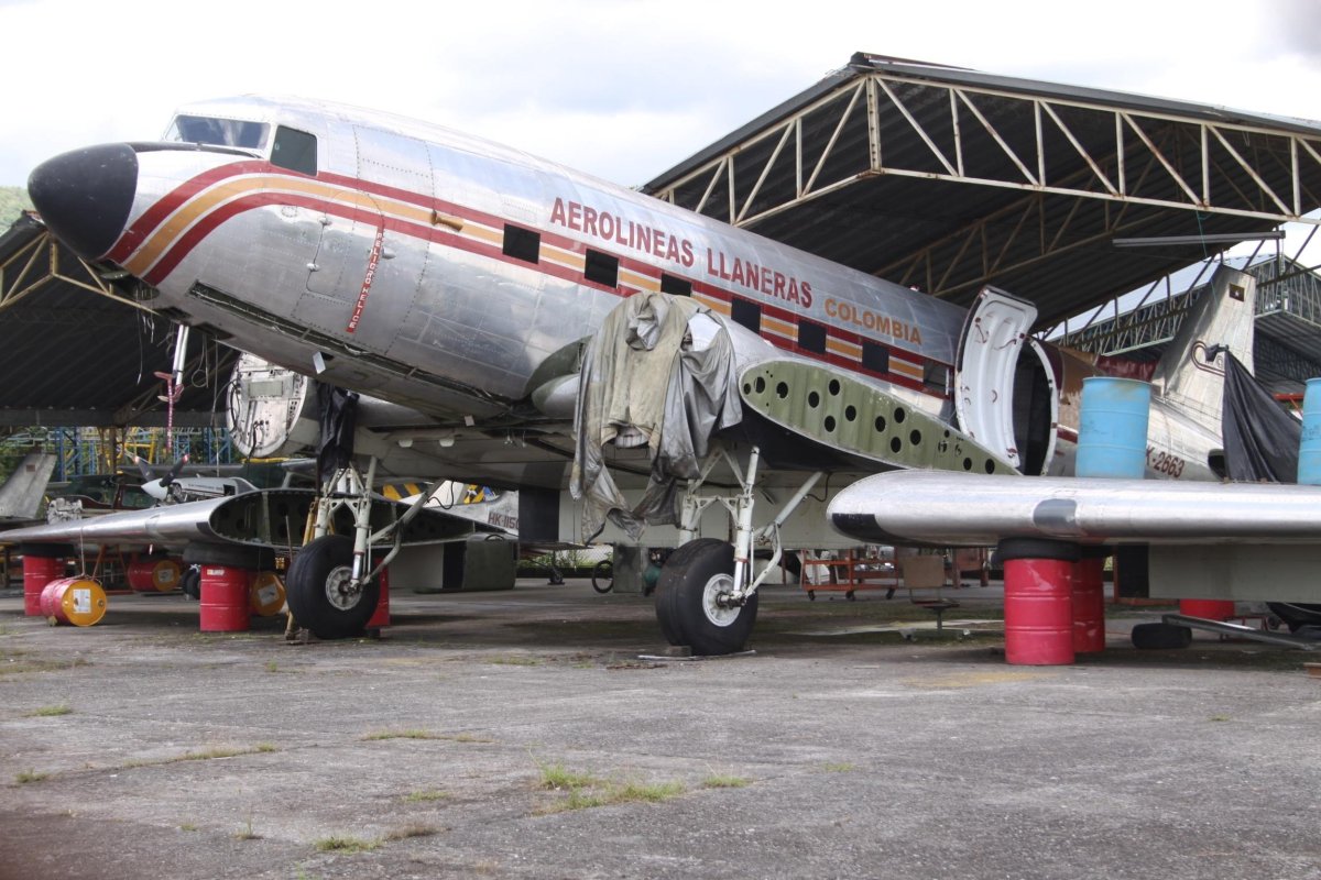 Douglas DC 3 Сургут