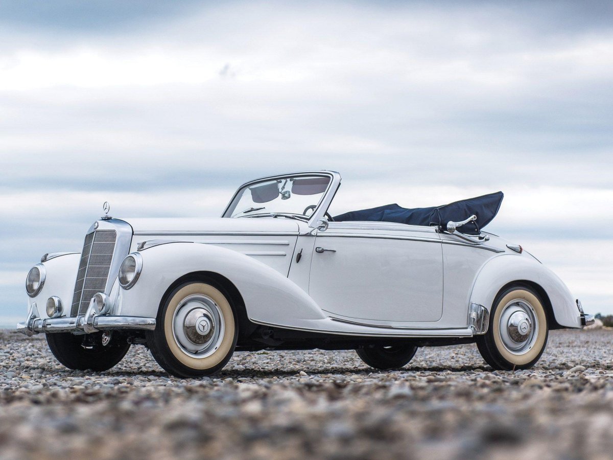 Ретро Мерседес кабриолет