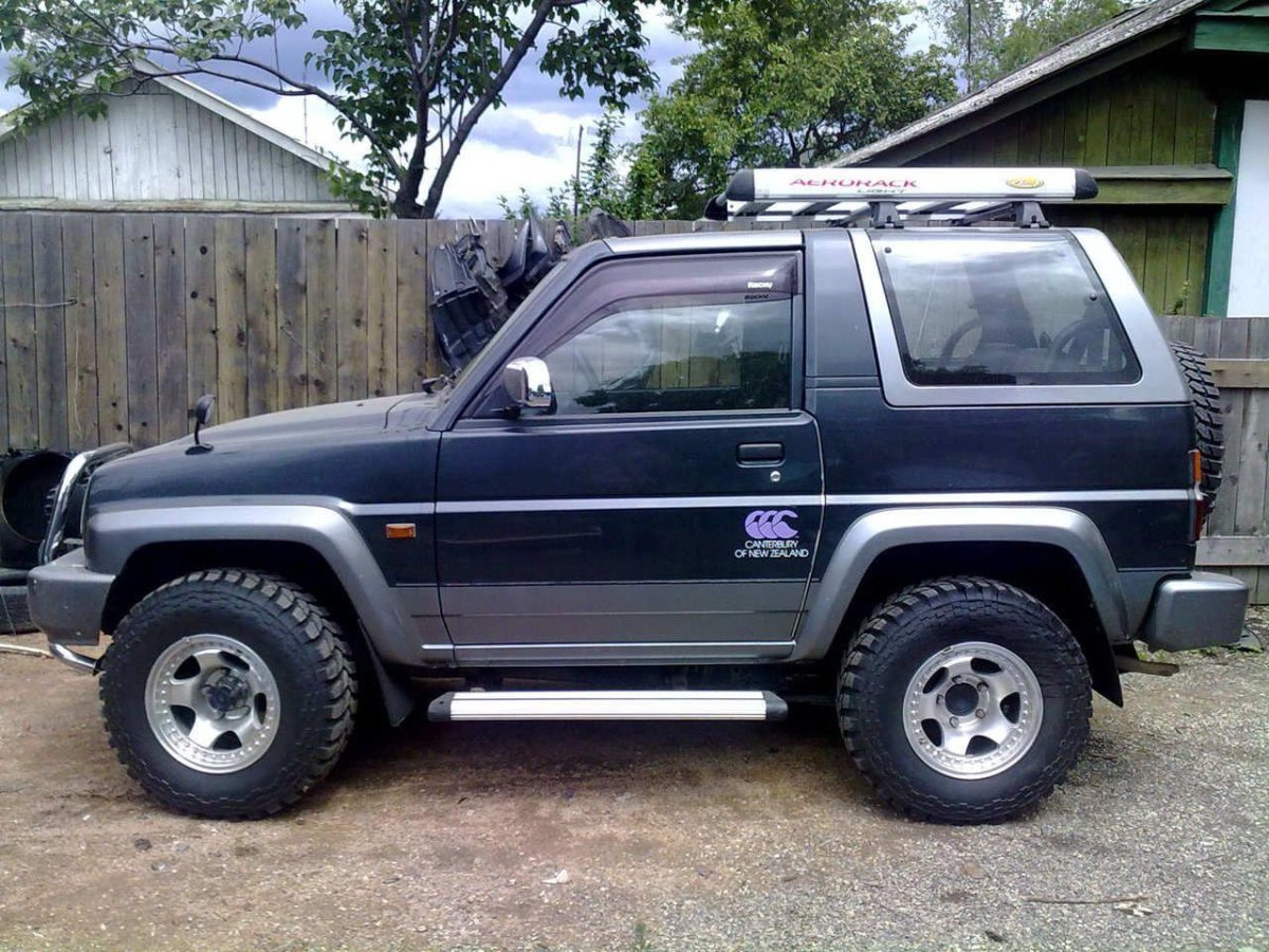 Daihatsu Rocky Feroza