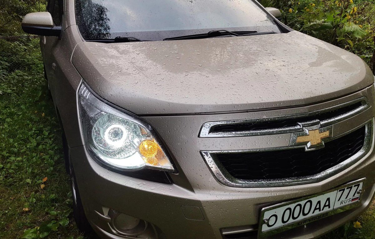 Накладки на фары Шевроле кобальт 2013