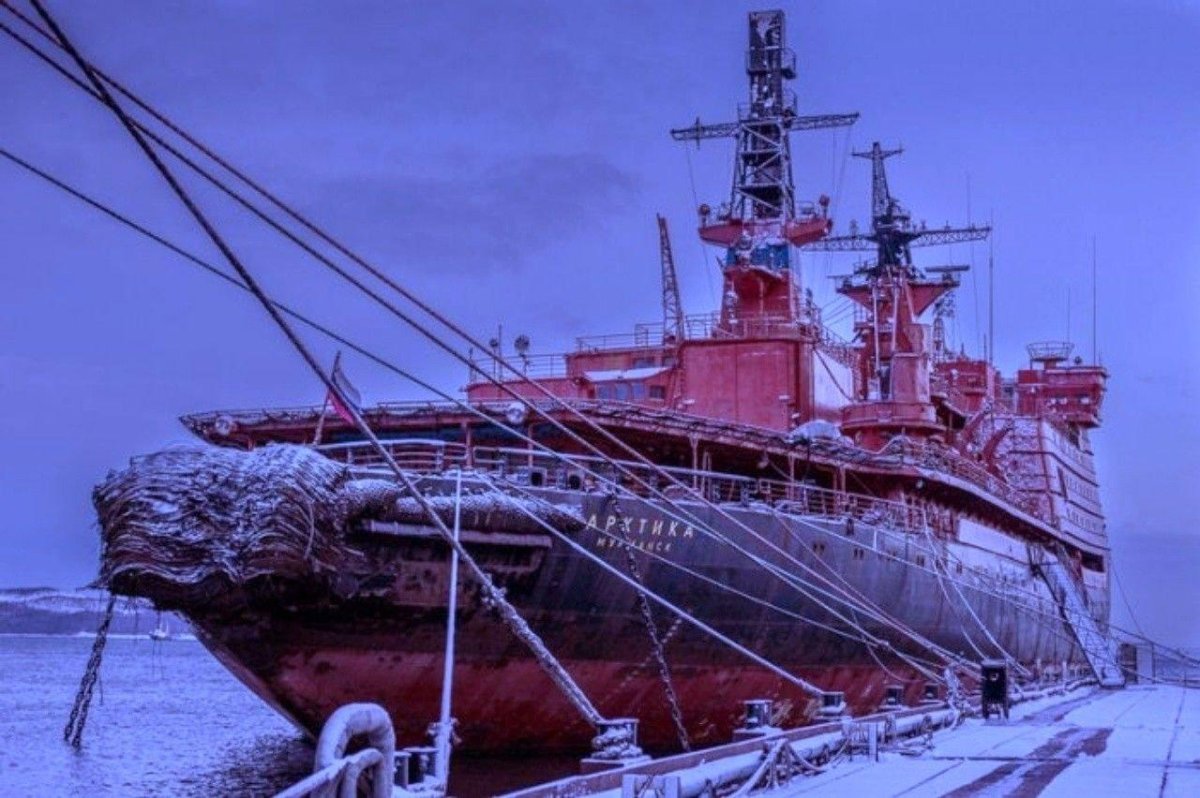 Атомный ледокол "Арктика"