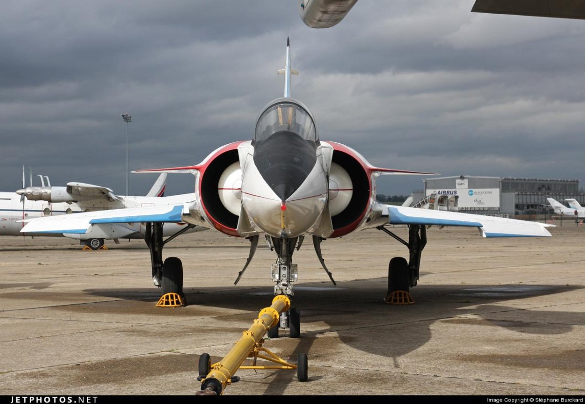 Dassault Mirage 4000 кабина