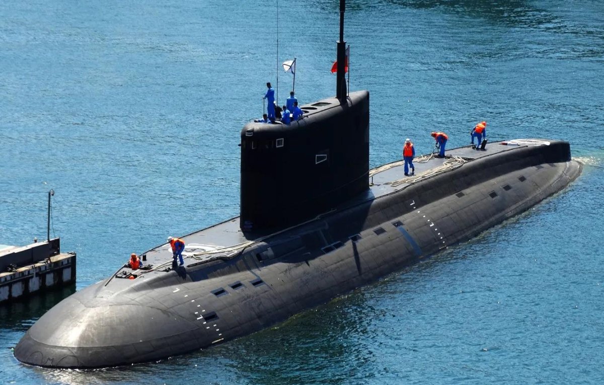 Дизель-электрическая подводная лодка Варшавянка