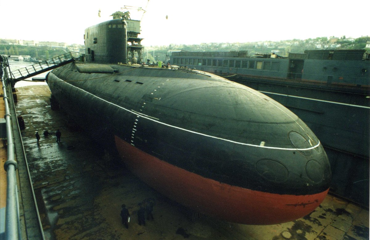 Варшавянка подводная лодка 877