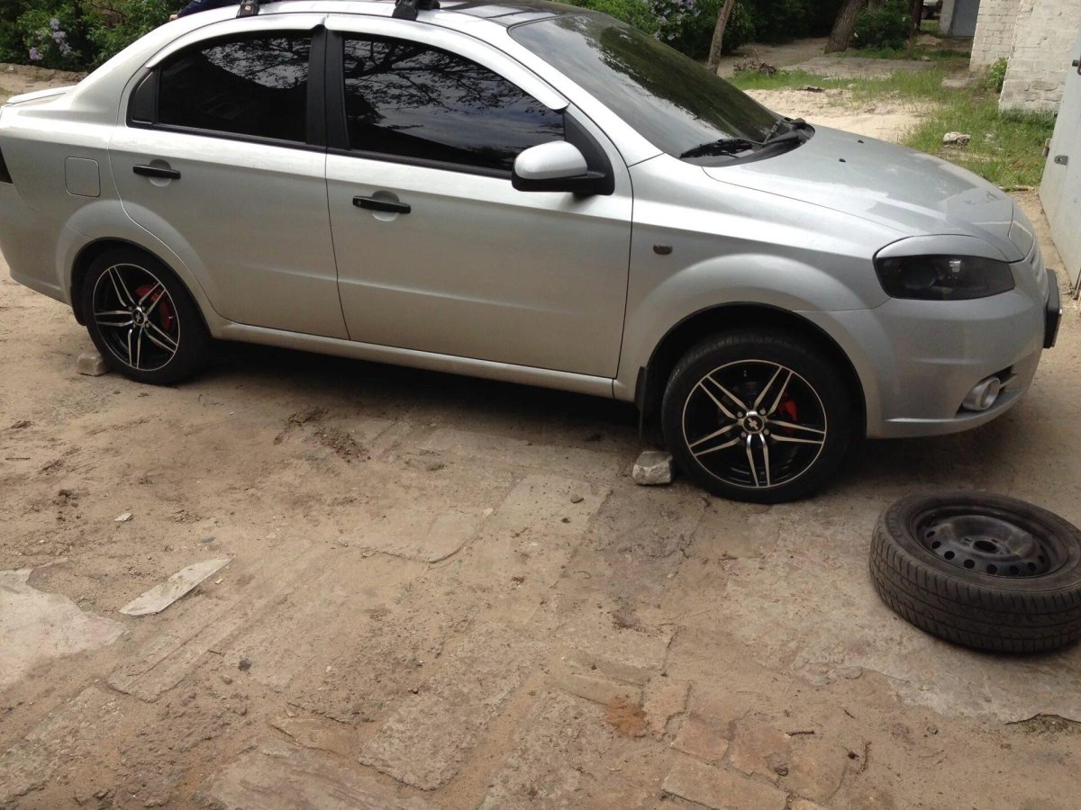 Шевроле Авео т250 на дисках r16