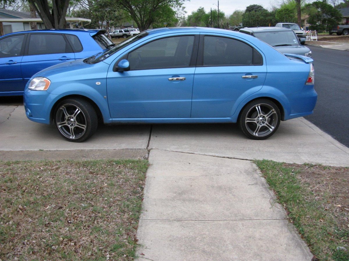 Chevrolet Aveo т250 седан