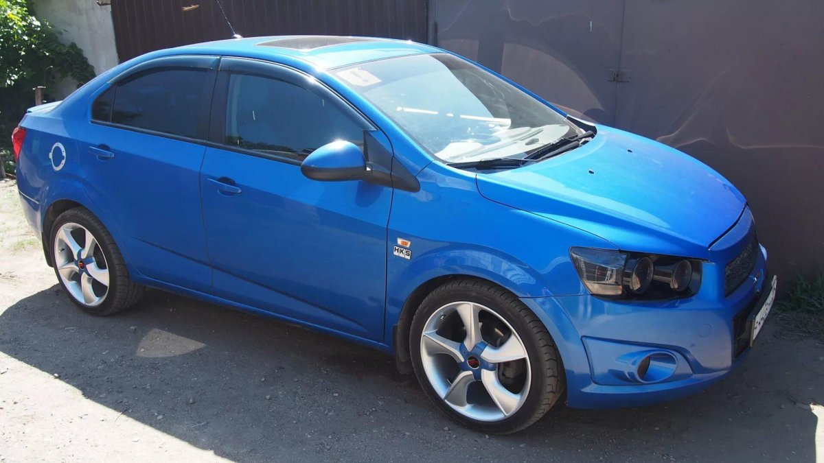 Chevrolet Aveo t300 Sport