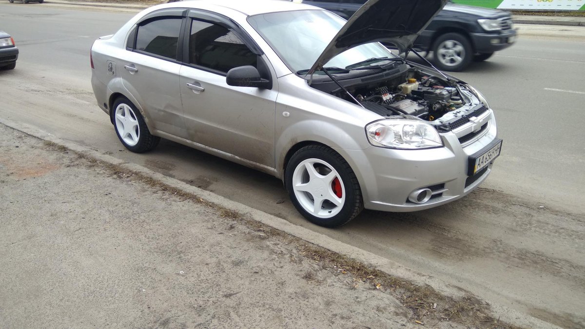 Chevrolet Aveo t250 r 16