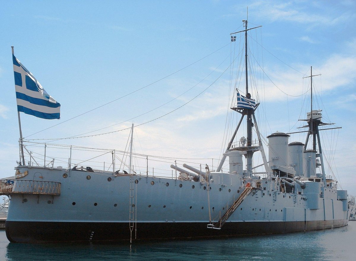 Броненосный крейсер "Георгиос Авероф"