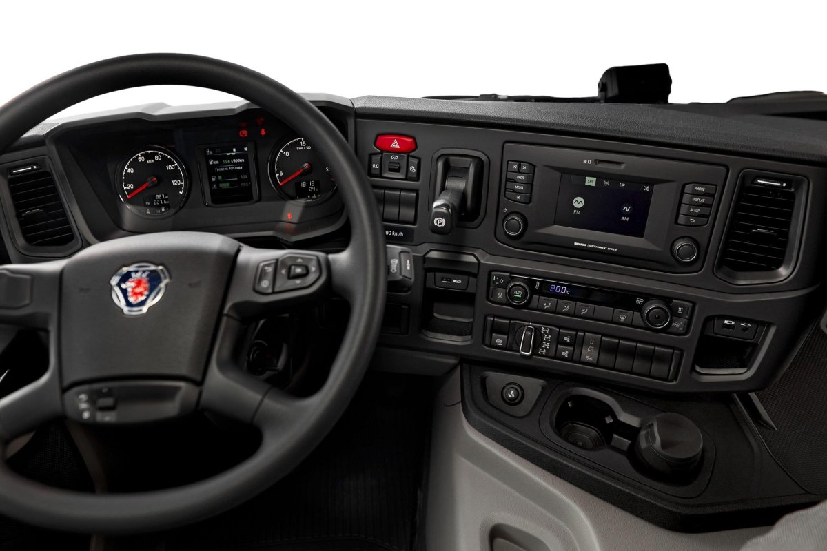 Скания самосвал 8х4 салон