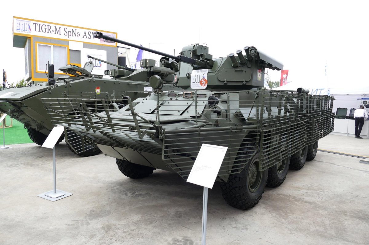 БТР-80 С модулем Кливер
