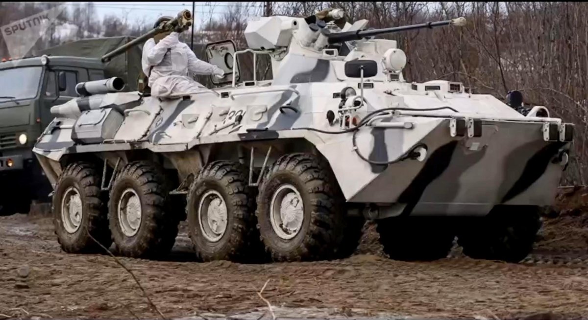 БТР-82 бронетранспортёр