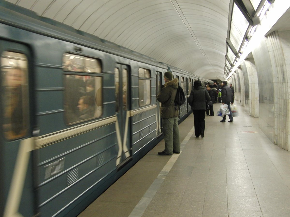 Станция цветной бульвар