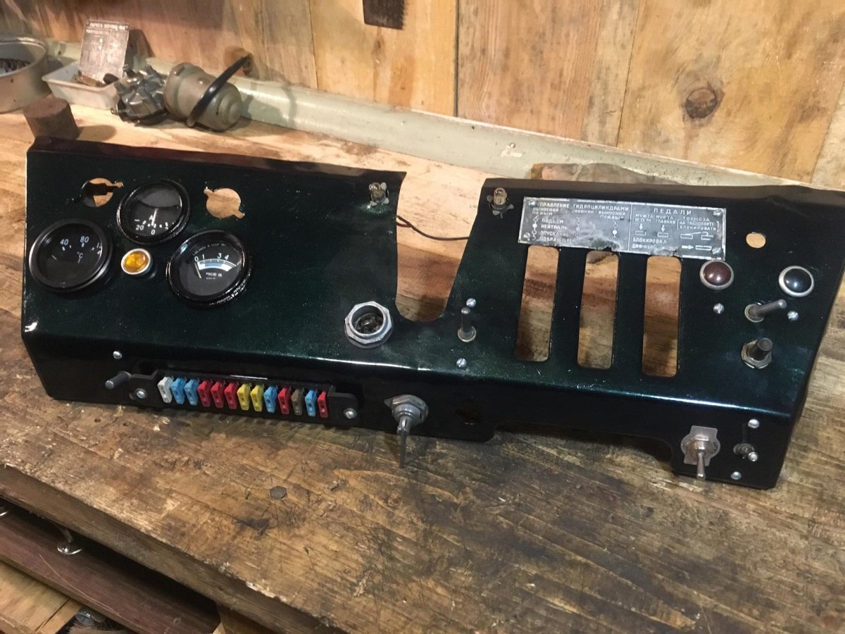 Трактор т40 панель