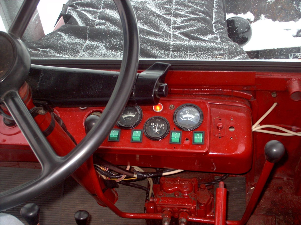 Шумоизоляция кабины трактора т25