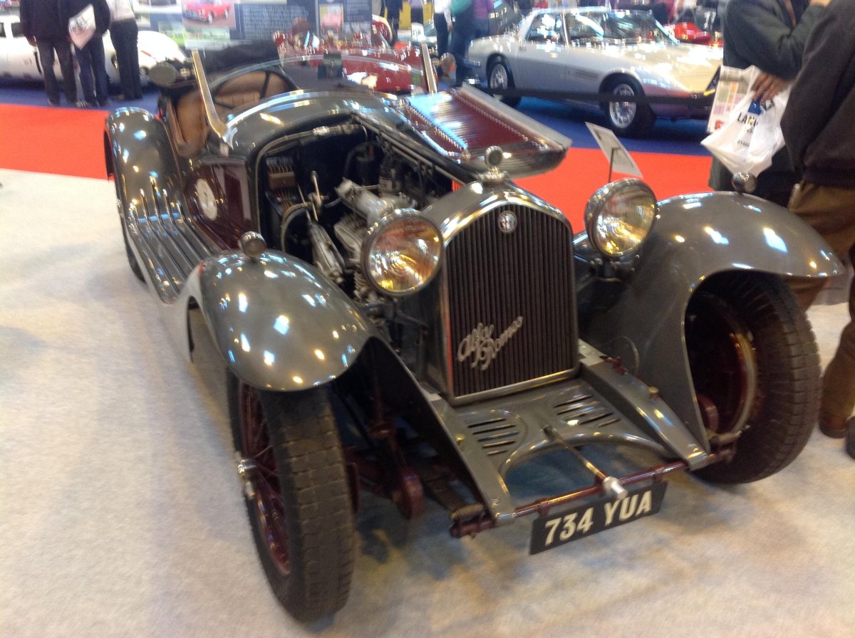 Alfa Romeo 8c 2300 Spider Touring