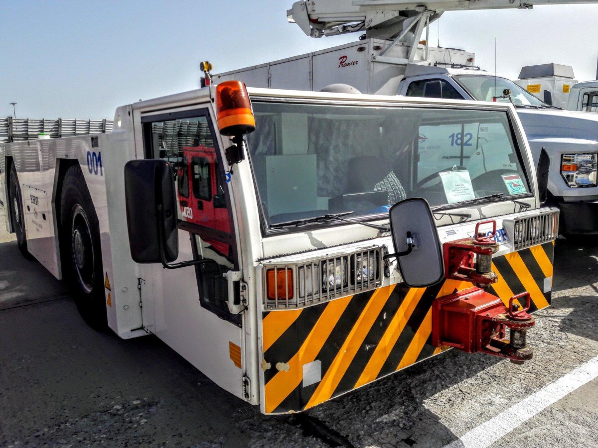 Тягач Schopf f300