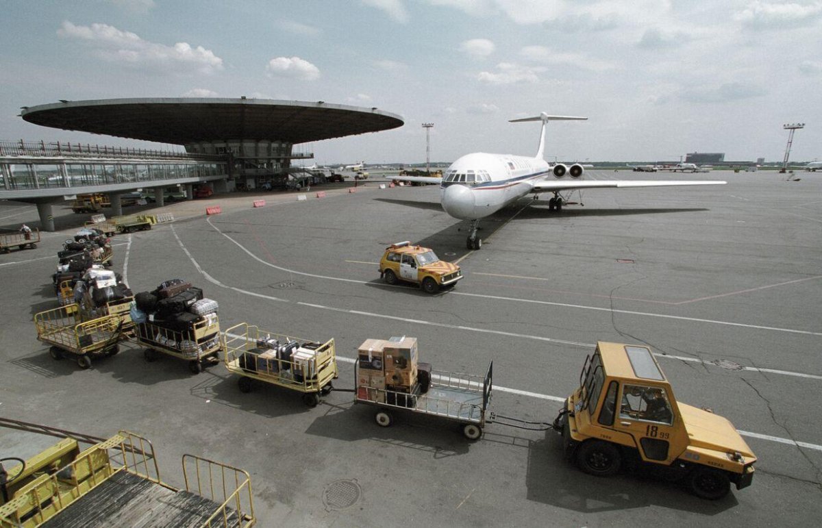Спецтехника аэропорта Шереметьево