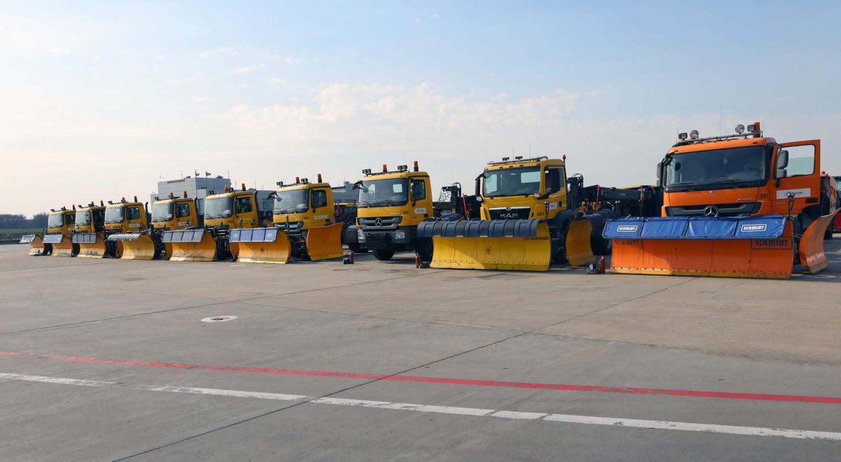 Спецтехника аэропорта