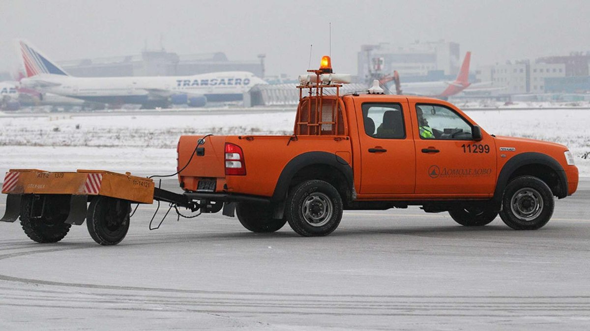 Аэродромные автомобили