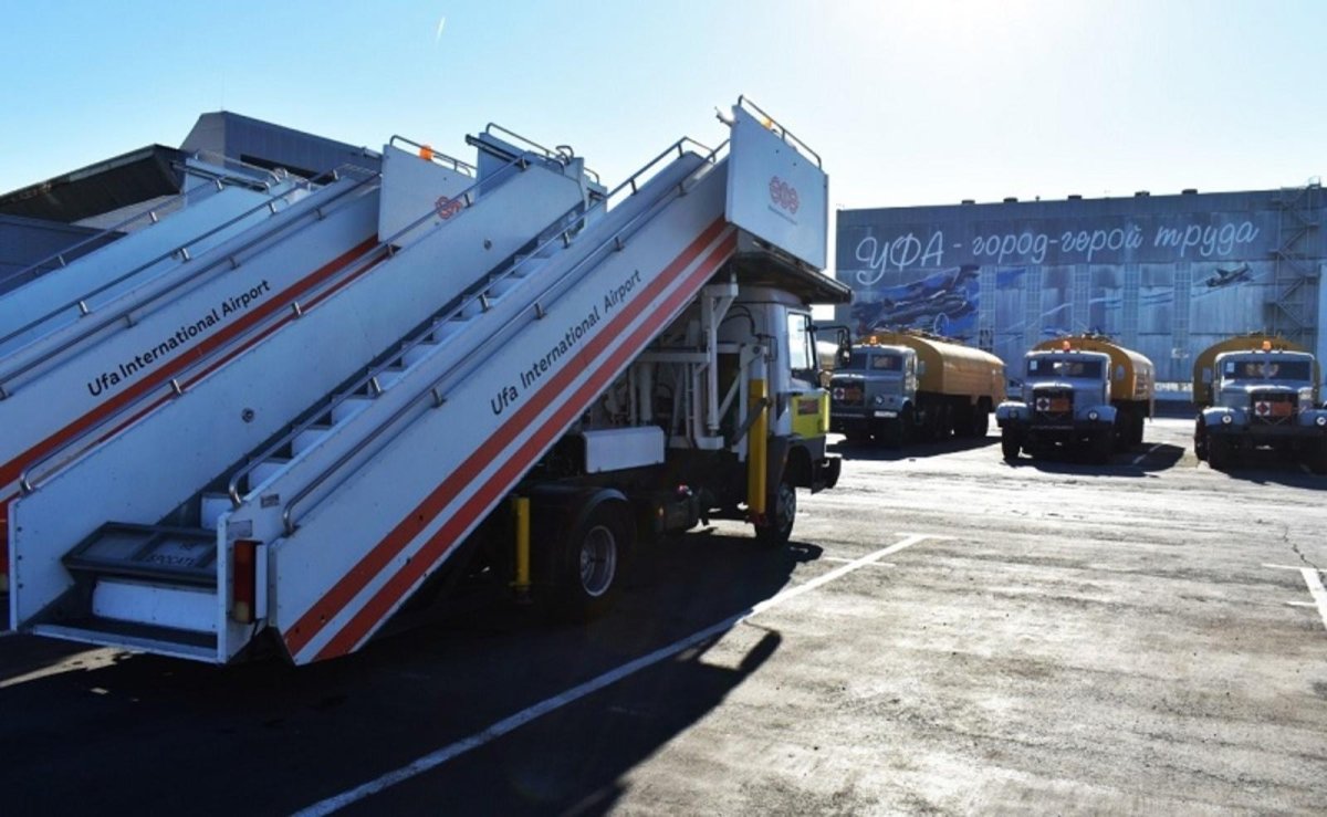 Спецтехника аэропорта