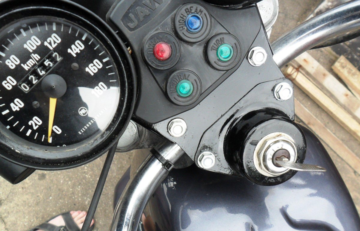 Приборная панель Jawa 638