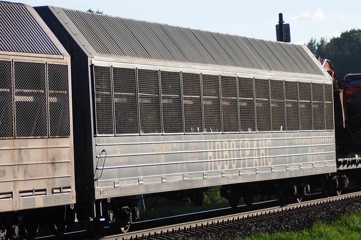 Крытый вагон Алтайвагон