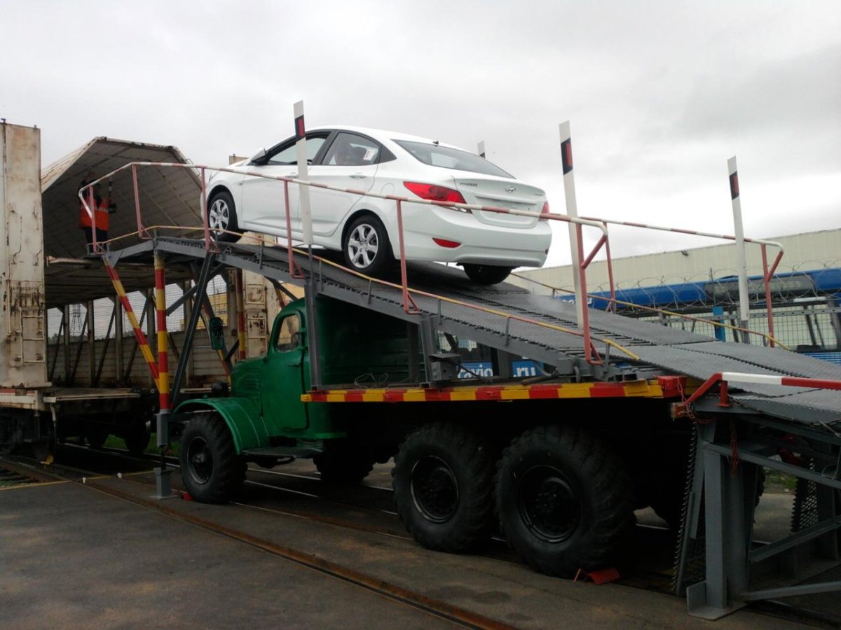 Вагон-автомобилевоз РЖД