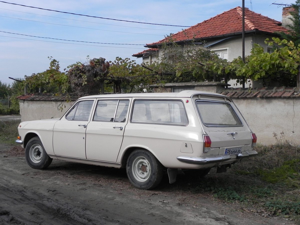 ГАЗ 2402 фургон