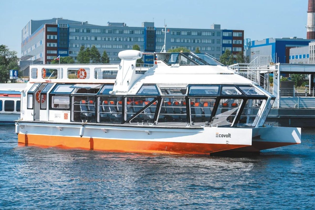 Речной трамвайчик Самара