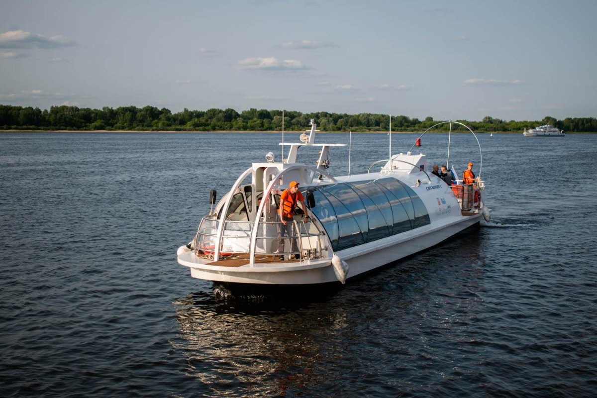 Электрокатамаран «экоходъ 2