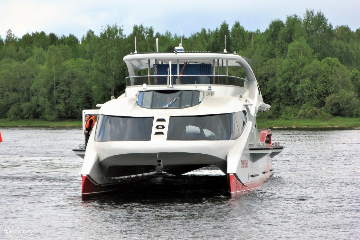 Катамаран Речной