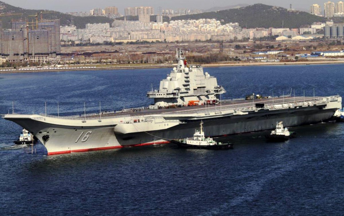 Китайский авианосец Ляонин