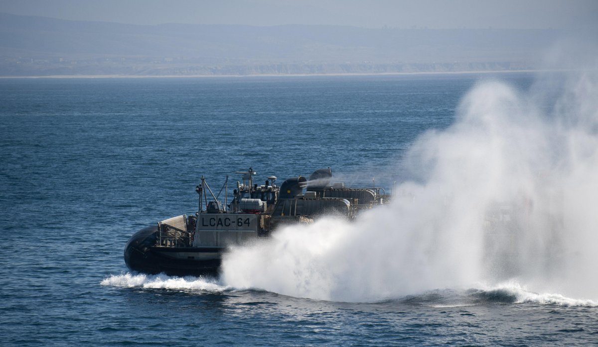 Десантные катера на воздушной подушке типа LCAC