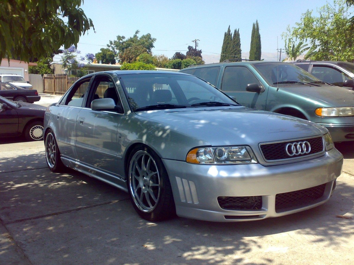 Ауди а4 б5 1999