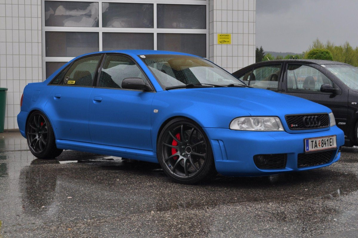 Audi rs4 b5