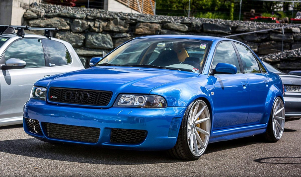 Audi a4 b5 Blue
