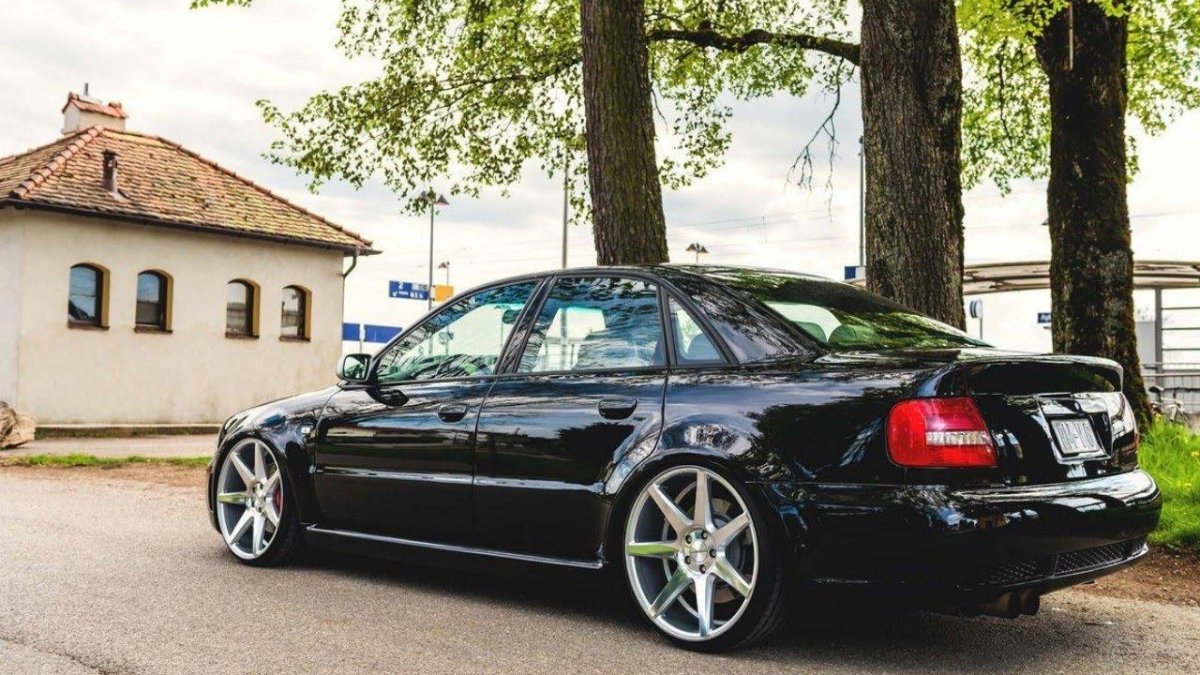 Audi a4 b5 r17