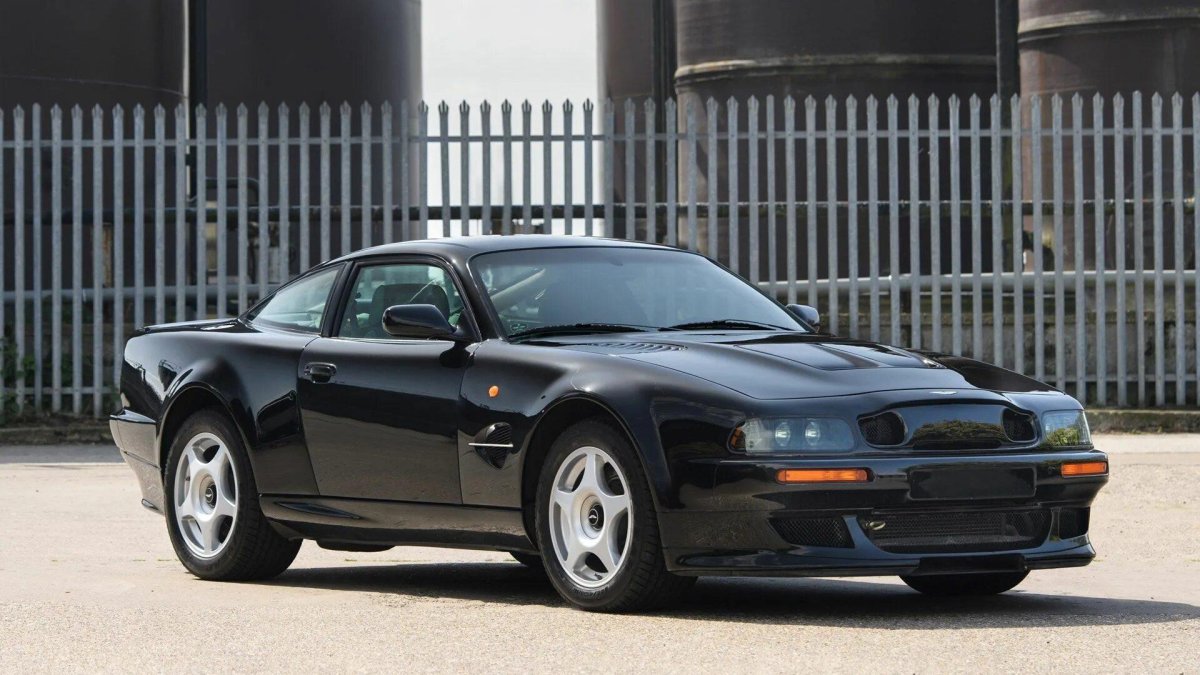 Aston Martin v8 Vantage v600