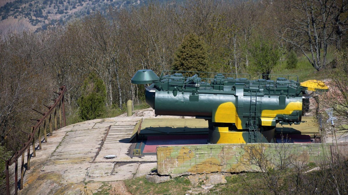 Береговой комплекс Утес объект 100