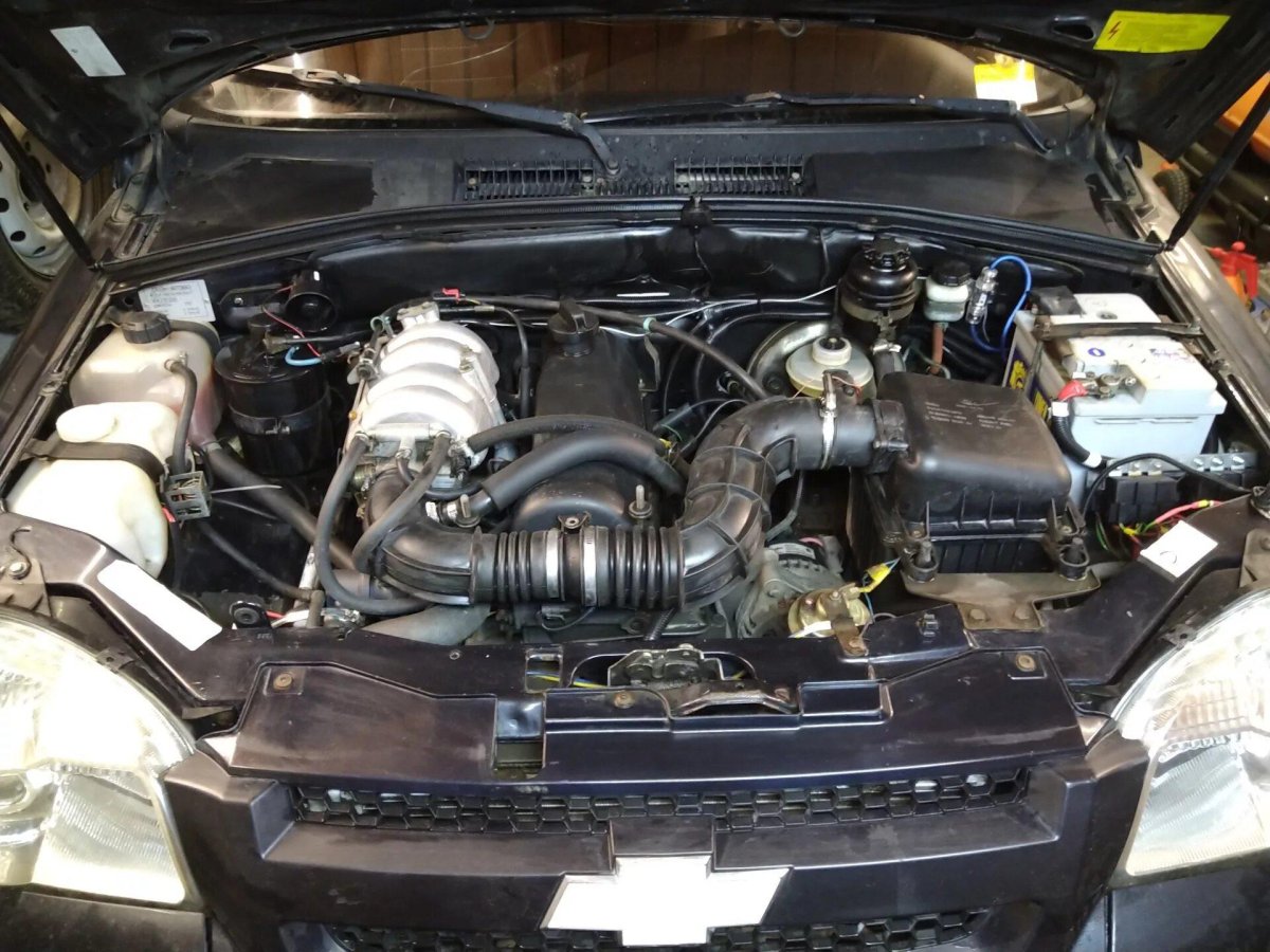 Подкапотное Нива 2123