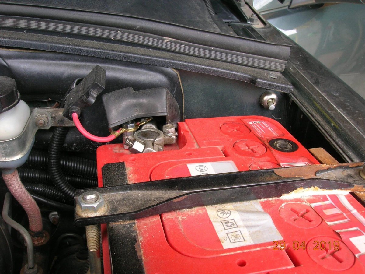 Аккумулятор Шеви Нива