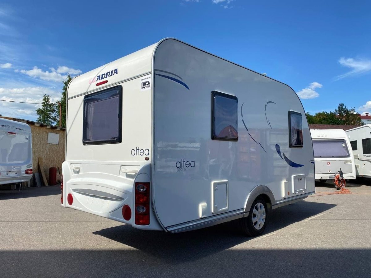 Адриа автодом прицеп